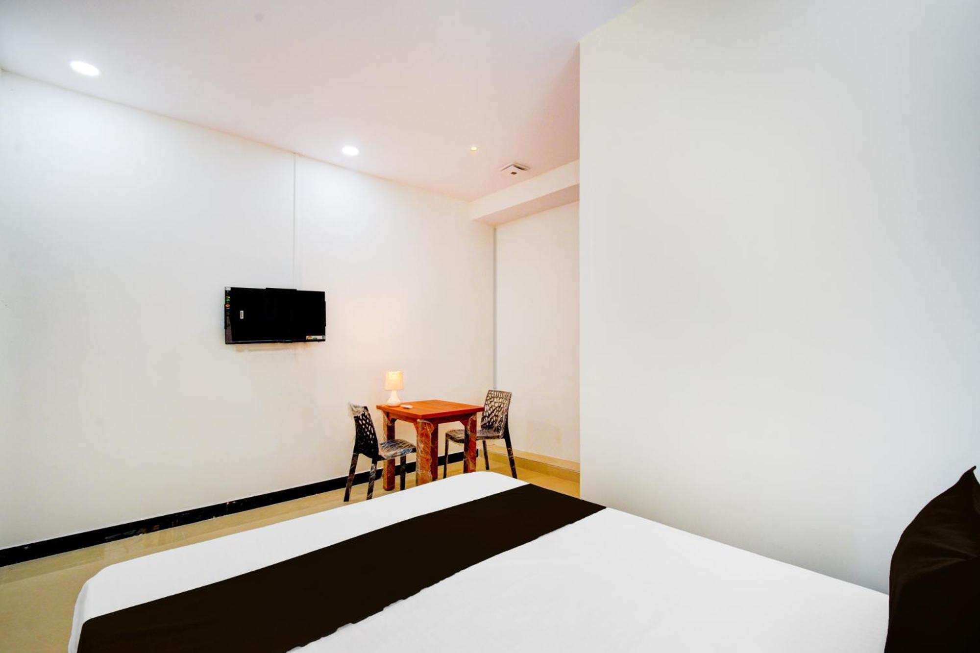 Hotel O P3 Thumkunta Hyderabad Exterior photo
