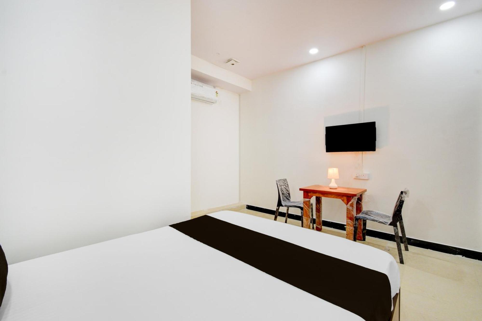Hotel O P3 Thumkunta Hyderabad Exterior photo